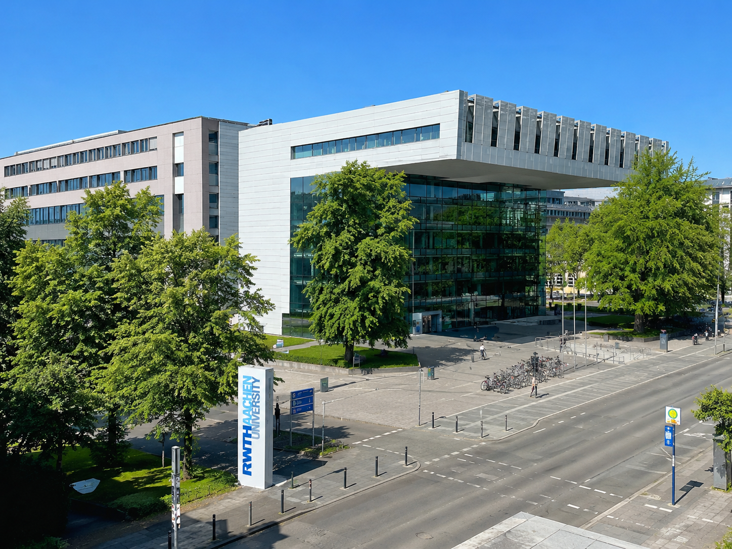 RWTH Aachen University